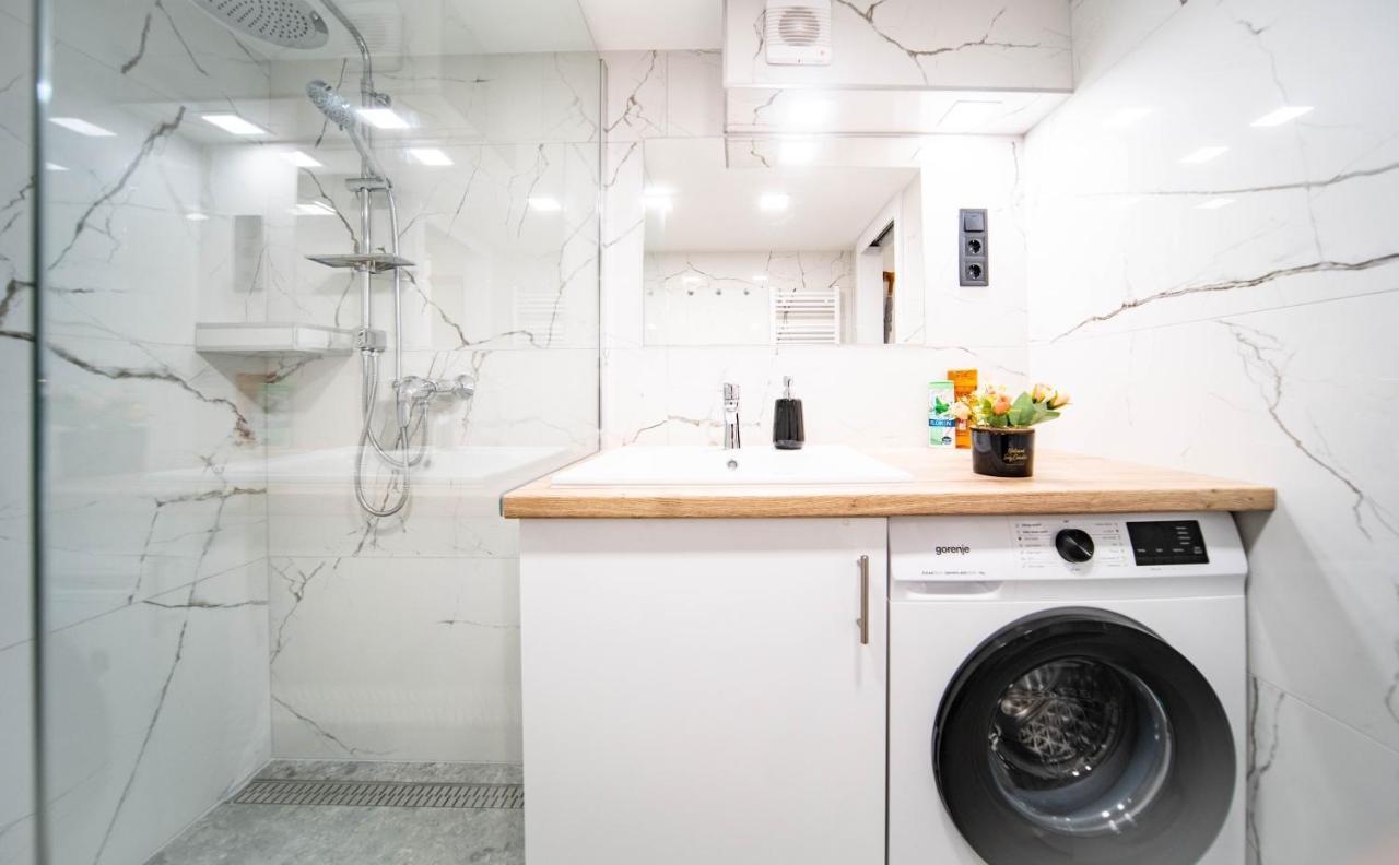 Free Parking Basilica Rob'S Home - Ac, Wi-Fi, Smart Tv Βουδαπέστη Εξωτερικό φωτογραφία